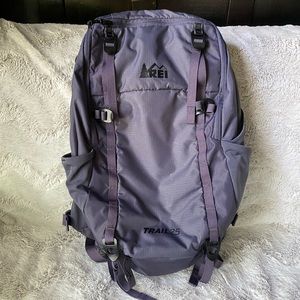 REI Trail 25 pack